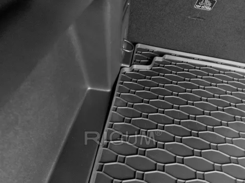 Peugeot 3008 2016- Rigum méretpontos csomagtértálca