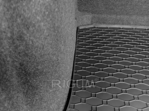 Skoda Octavia II. 2004-2013 (sedan) Rigum méretpontos csomagtértálca