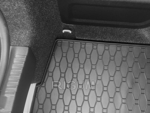 Skoda Rapid 2012-2019 Rigum méretpontos csomagtértálca