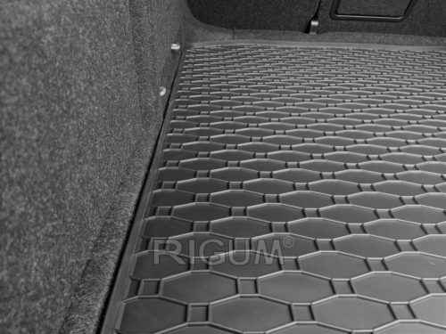 Skoda Superb III. 2015-2023 (liftback) Rigum méretpontos csomagtértálca