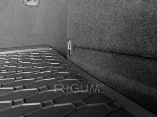 VW Sharan 2010-2022 (3. sor lehajtva) Rigum méretpontos csomagtértálca