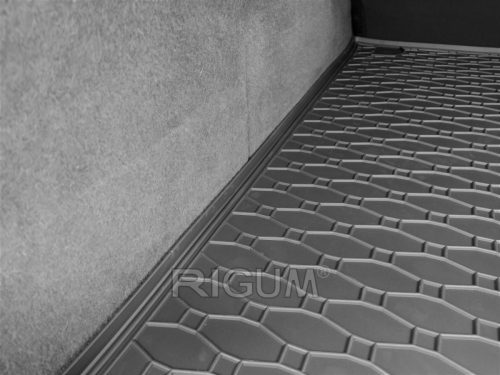 VW Touareg 2002-2010 (kétzónás klíma) Rigum méretpontos csomagtértálca