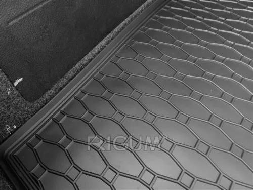 VW Passat B7 2010-2015 (sedan) Rigum méretpontos csomagtértálca