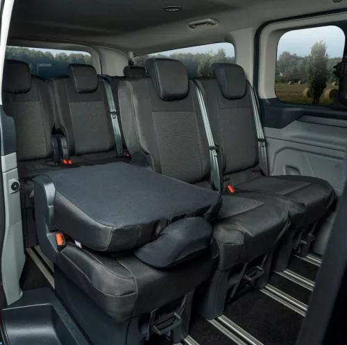 Pontos autóüléshuzatok VW Transporter T7 2024- (1+1+1, 2. és 3. sor)