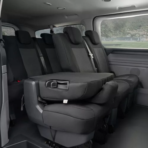 Pontos autóüléshuzatok VW Transporter T7 2024- (1+1+1, 2. sor)
