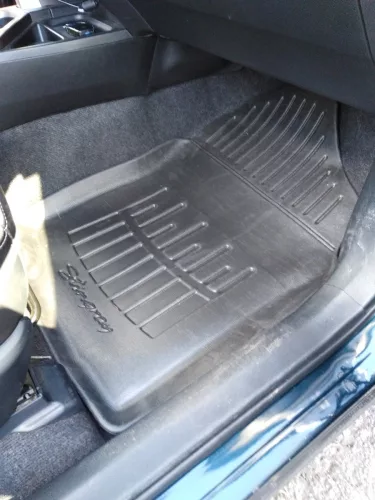 Toyota Rav4 2013-2018 Stingray méretpontos gumiszőnyeg