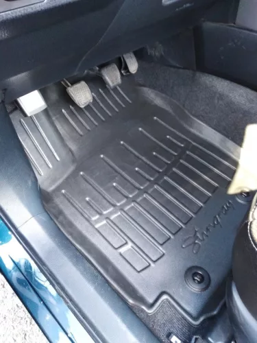 Toyota Rav4 2013-2018 Stingray méretpontos gumiszőnyeg szett