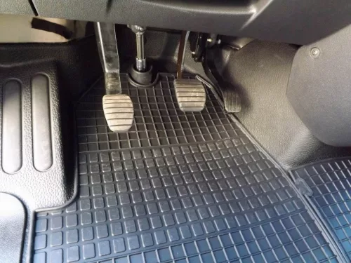 Nissan NV400 2010-2022 Petex méretpontos gumiszőnyeg szett