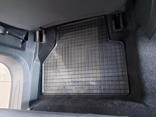 VW Caddy 2021- (2. sor) Petex méretpontos gumiszőnyeg