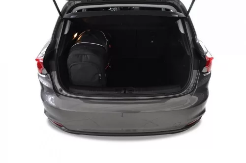 Fiat Tipo 2016- (hb) Kjust autós táska szett csomagtartóba