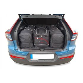 Volvo C40 2021- Kjust autós táska szett csomagtartóba
