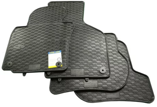 VW Scirocco 2008-2017 Geyer & Hosaja méretpontos gumiszőnyeg szett