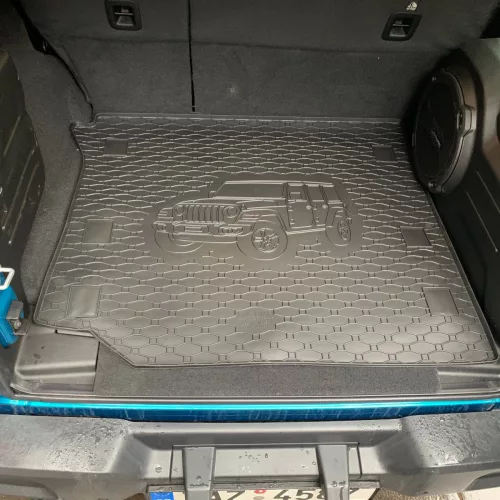 Jeep Wrangler 2019- (no hybrid) Rigum méretpontos csomagtértálca