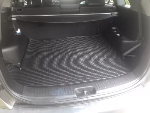 Kia Sorento 2009-2015 (5/7 személyes) Rigum méretpontos csomagtértálca