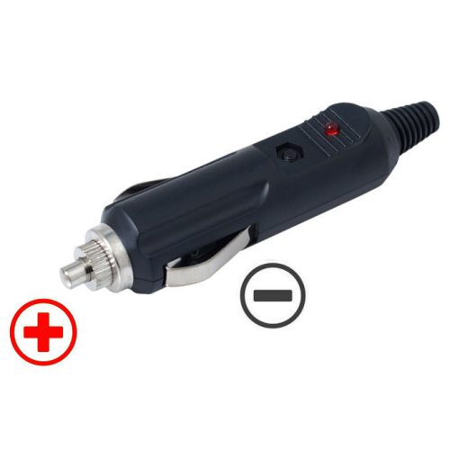 Cigarettagyújtó aljzat csatlakozó biztosítékkal (12V és 24V)