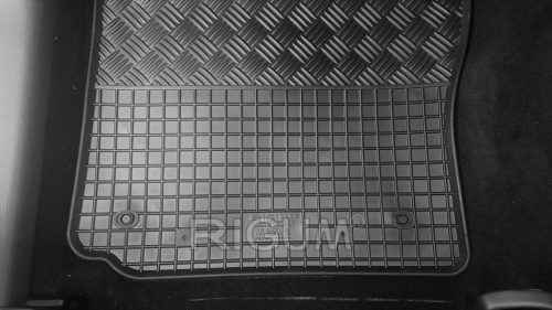 Volskwagen Caddy 2004-2020 (első) Rigum méretpontos gumiszőnyeg