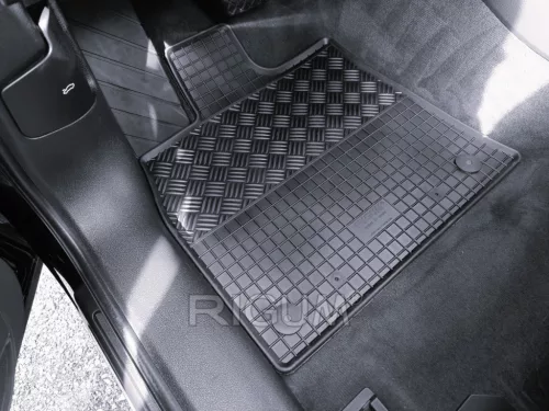 Audi Q5 2017- Rigum méretpontos gumiszőnyeg szett