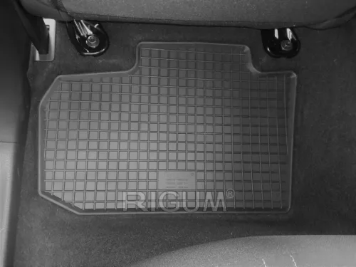 Nissan Leaf 2017-2023 Rigum méretpontos gumiszőnyeg szett