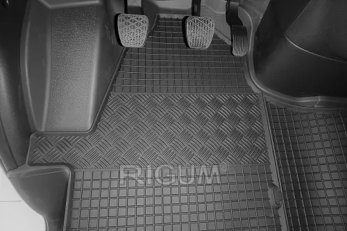 Mercedes Sprinter 2018- Rigum méretpontos autószőnyeg szett