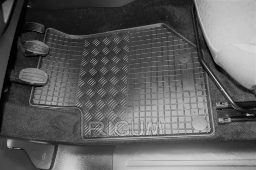 Peugeot 2008 2020- Rigum méretpontos autószőnyeg szett