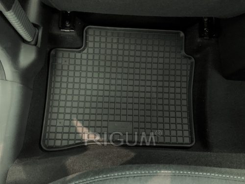Hyundai i10 2020- Rigum méretpontos autószőnyeg szett