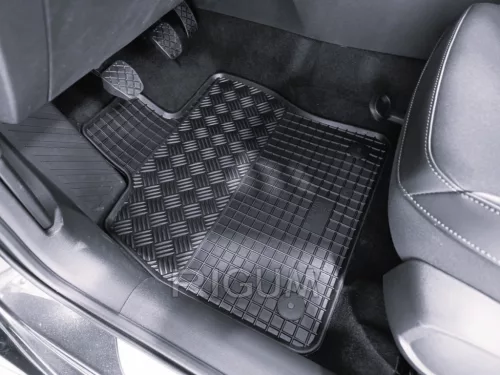 Gumiszőnyegek Seat Leon 2020- (kombi)