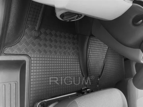 Gumové autokoberce VW Transporter T6.1 2019- (2 místa, tunel)