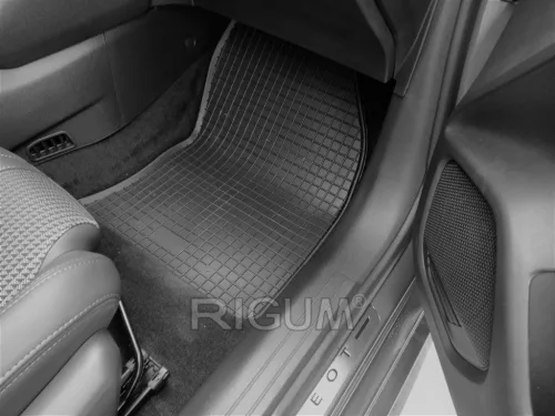 Peugeot e-2008 2021- Rigum méretpontos gumiszőnyeg szett