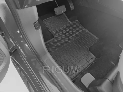 Mitsubishi Eclipse Cross 2021- (PHEV) Rigum méretpontos gumiszőnyeg szett