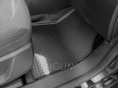 Nissan Townstar 2021- (5 személyes) Rigum méretpontos gumiszőnyeg szett