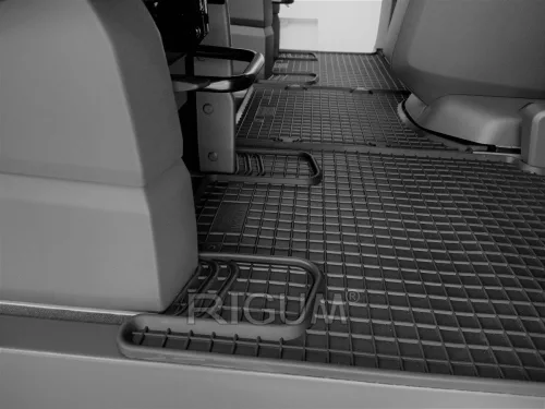 VW T7 Multivan 2021- (2 sor) Rigum méretpontos autószőnyeg