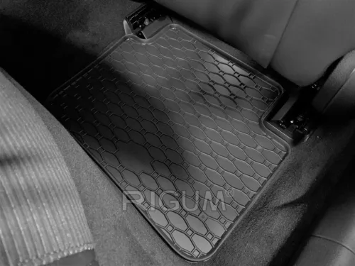 Mercedes C-Class 2022- (W206) Rigum méretpontos gumiszőnyeg szett