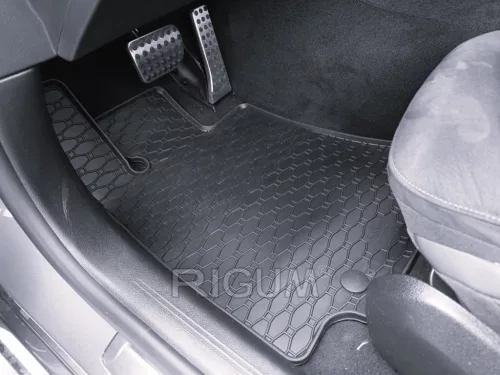 Gumové autokoberce Mercedes E-Class 2024- (W214)