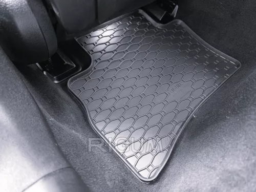 Gumové autokoberce Mercedes E-Class 2024- (W214)