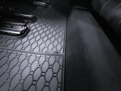 Gumové autokoberce Peugeot 5008 2024- (hybrid, 3. řada)