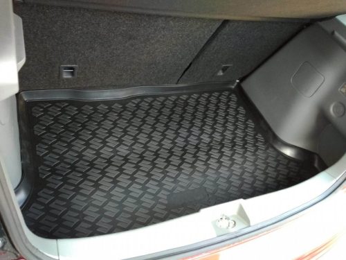 Suzuki SX4 2006-2013 (hb) Novline méretpontos csomagtértálca