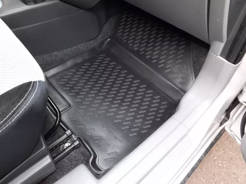 Suzuki SX4 2005-2013 Novline méretpontos gumiszőnyeg szett