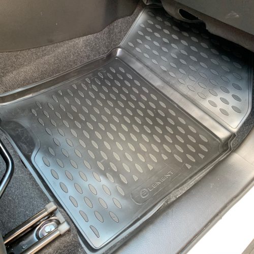 Suzuki Vitara 2015- Novline méretpontos gumiszőnyeg szett