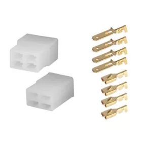 4 pólusú csatlakozó, dugó és aljzat sarukkal