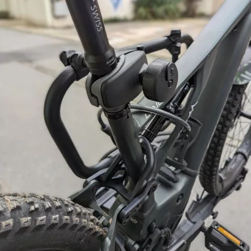 Nosič elektrokol na tažné zařízení BuzzRack Scorpion Pro 2 (2+1 kolo)