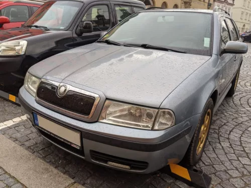Hűtőrács téli takaró Škoda Octavia I. 2000-2010 (facelift utáni)