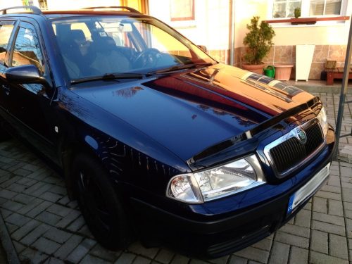Motorháztető légterelő Škoda Octavia 1996-2010 (ragasztható)