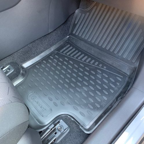 Toyota Rav4 2019- (automata) Novline méretpontos gumiszőnyeg szett