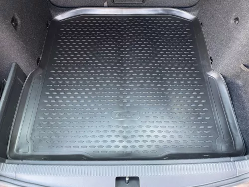 Skoda Octavia III. 2013-2020 (combi) Novline méretpontos csomagtértálca