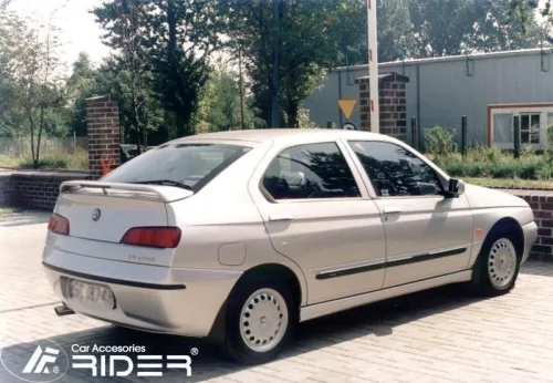 Seat Cordoba 1993-2002 (sedan) Rider ajtóvédő díszléc