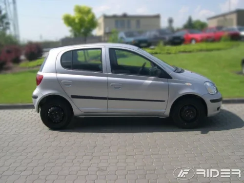 Oldalsó védőlécek Toyota Yaris 1998-2005 (hatchback, 5 ajtós)