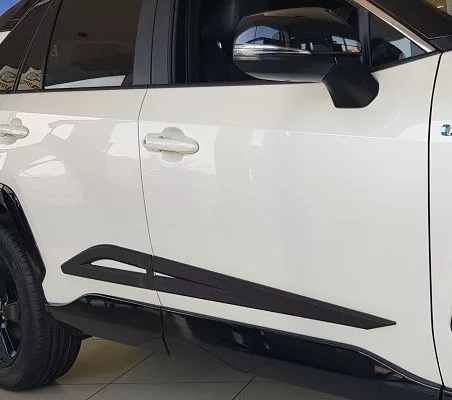 Boční ochranné lišty Toyota Corolla Cross 2025-