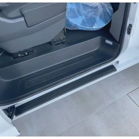 Küszöbvédő lécek Ford Transit Custom 2024-