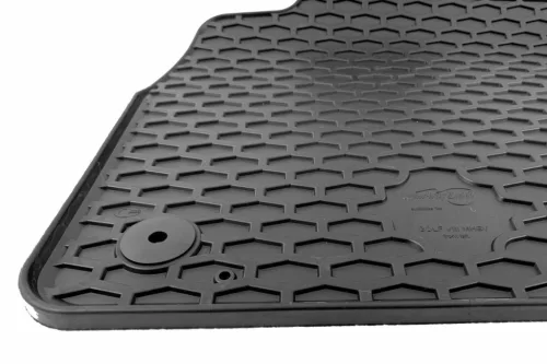 Volskwagen Golf VIII. 2020- (MHEV, eTSI, combi) méretpontos gumiszőnyeg szett