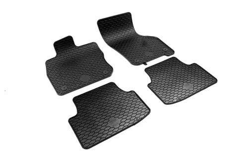 Volskwagen Golf VIII. 2020- (MHEV, eTSI, combi) méretpontos gumiszőnyeg szett